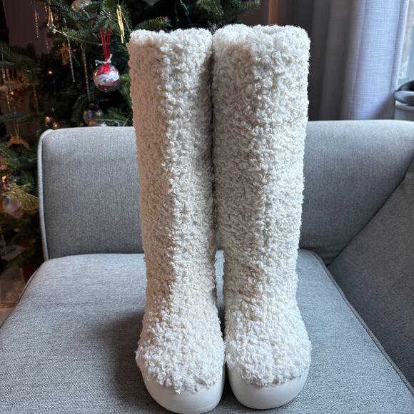 Gia Borghini Gia 22 Taddy knee-high Boots Chunk Sole Boots Ivory Poly 7.5 - Picture 2 of 16